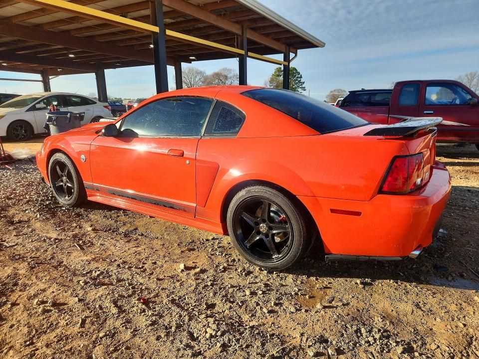 2004 Ford Mustang Mach i