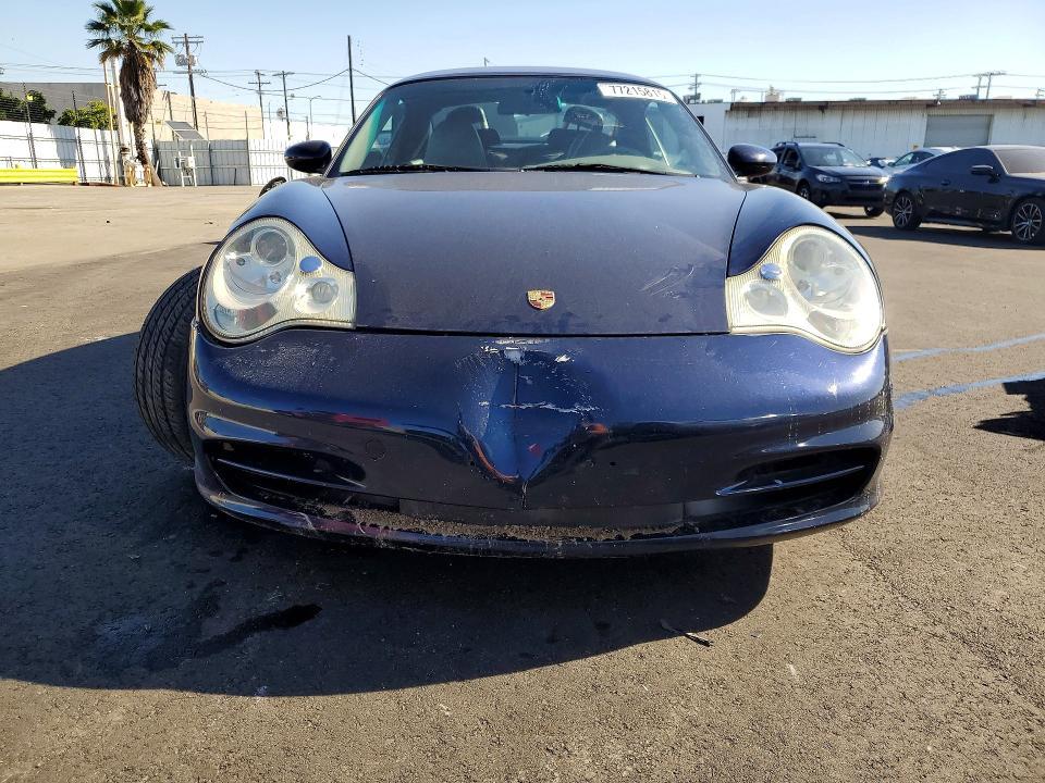 2003 Porsche 911 Carrera 2