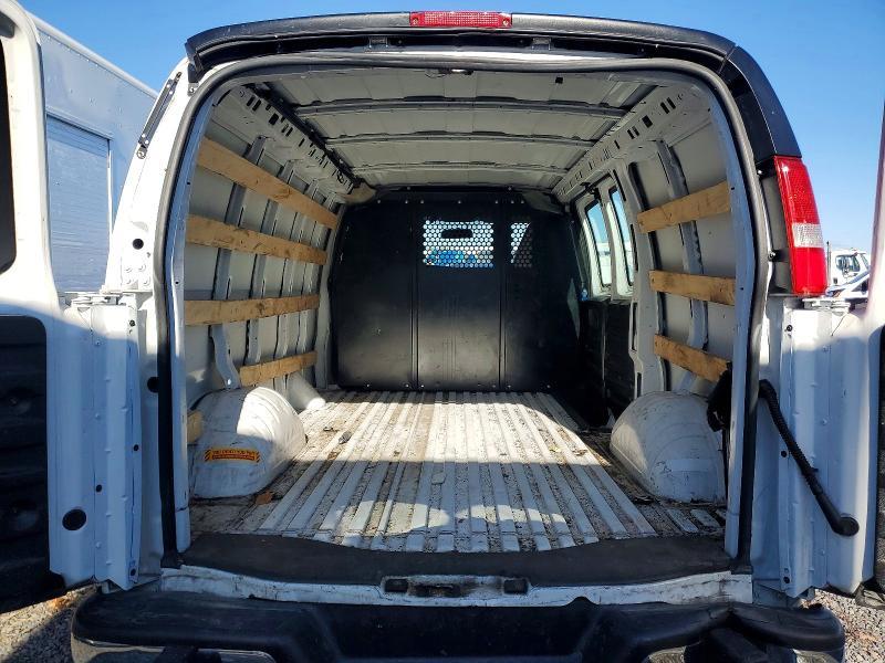 2025 Chevrolet Express G2500