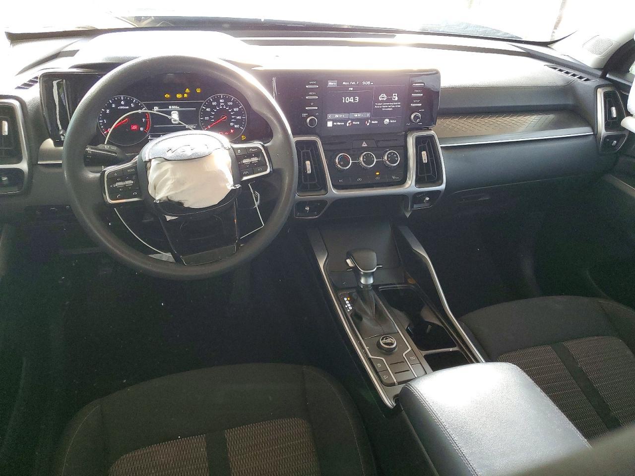 2022 KIA Sorento lx