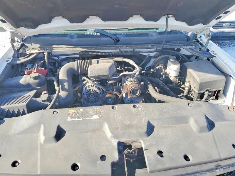 2013 Chev 1500 4X2 / Pickup