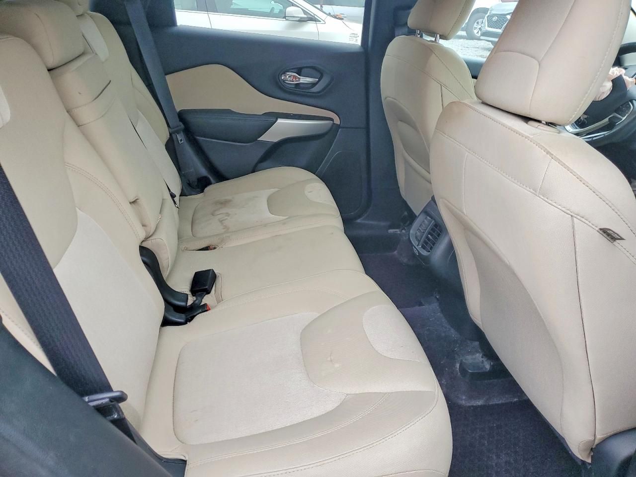 2018 Jeep Cherokee Latitude