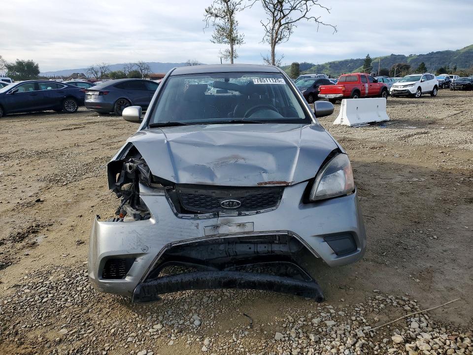 2011 KIA Rio lx
