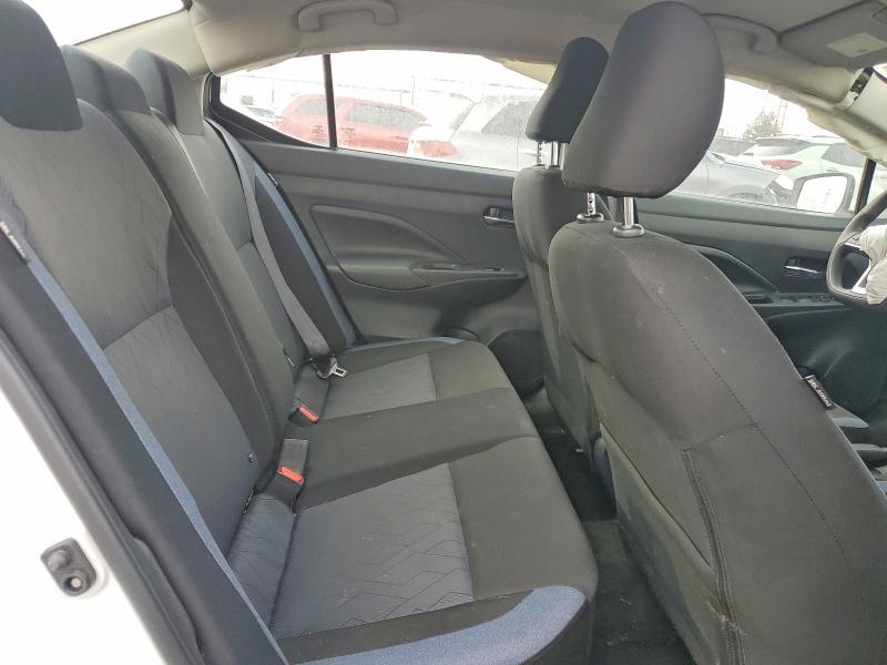 2024 Nissan Versa sv