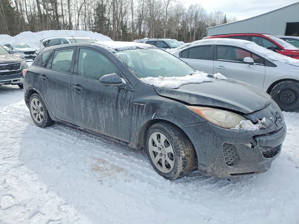 2013 Mazda 3 I