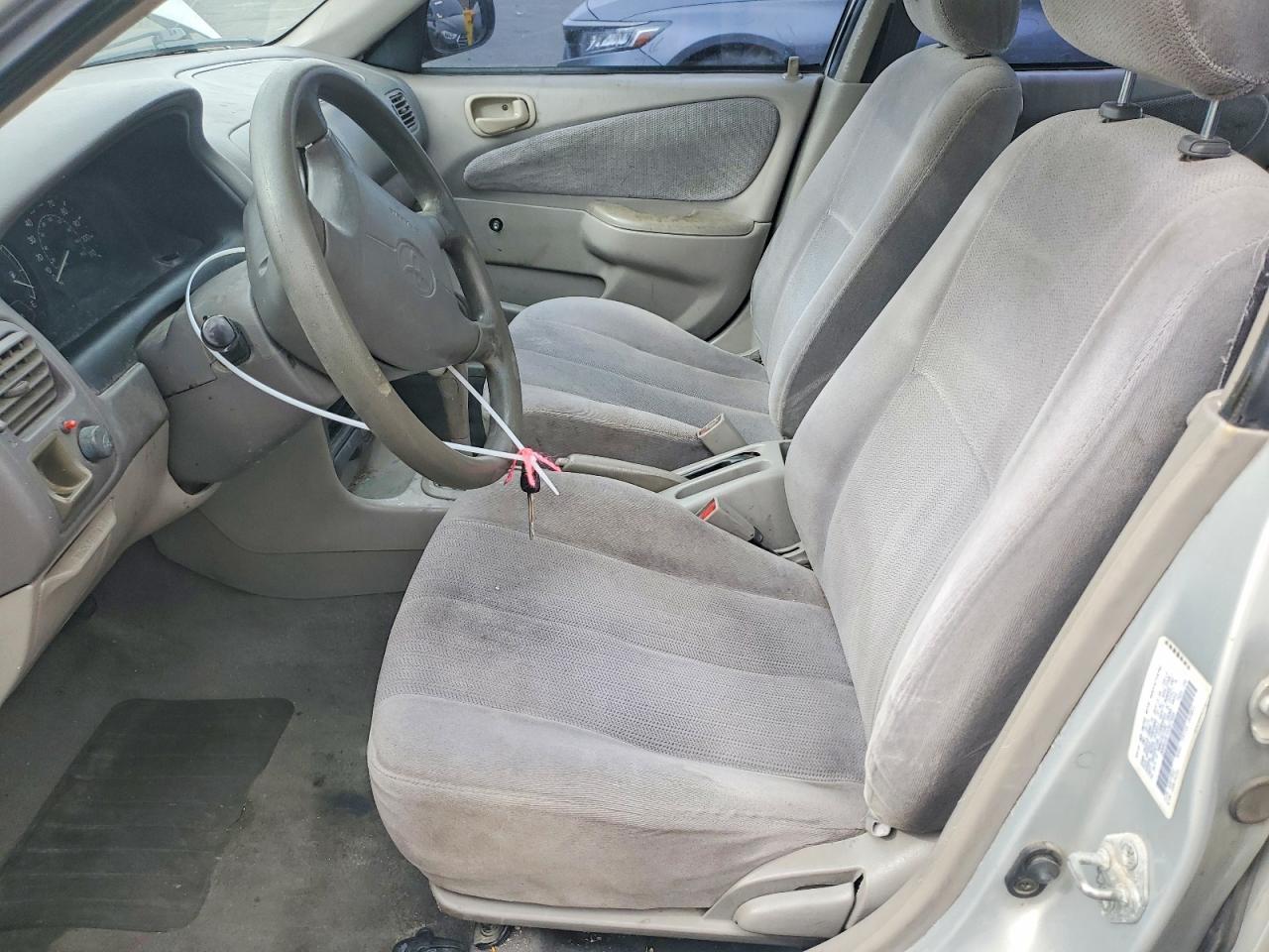 2002 Toyota Corolla ce