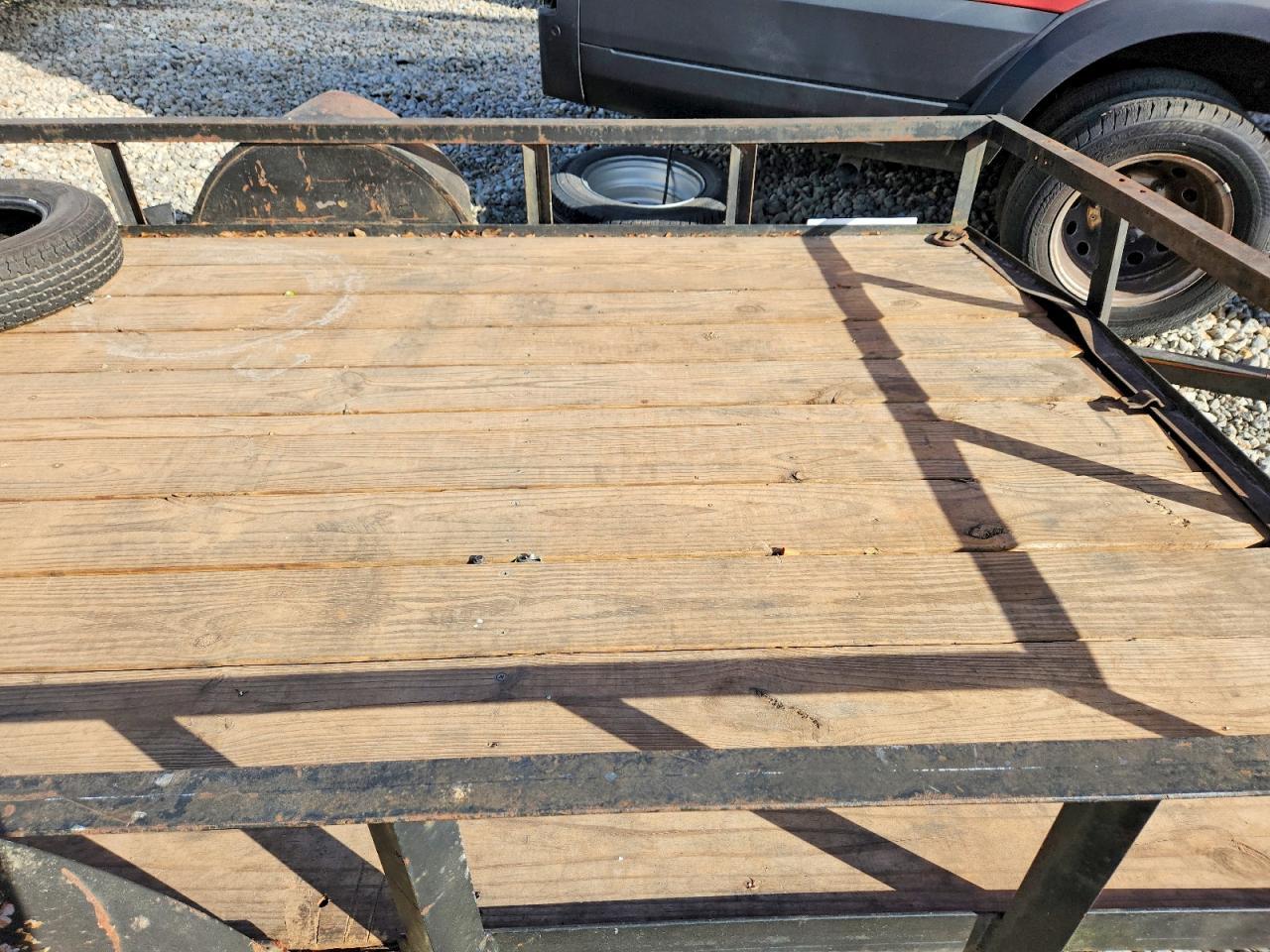 2001 Hardeebilt Trailers, Llc 6.5X10 Single Axle