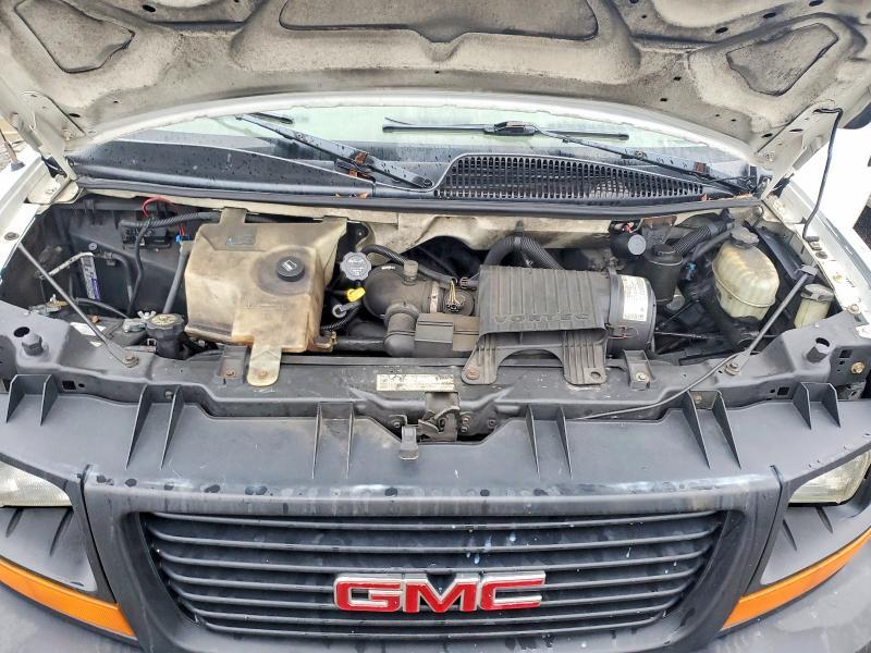 2004 GMC Savana G2500 Utility / Service Van