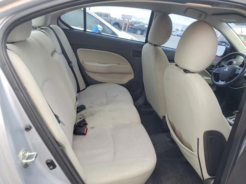 2017 Mitsubishi Mirage G4 es