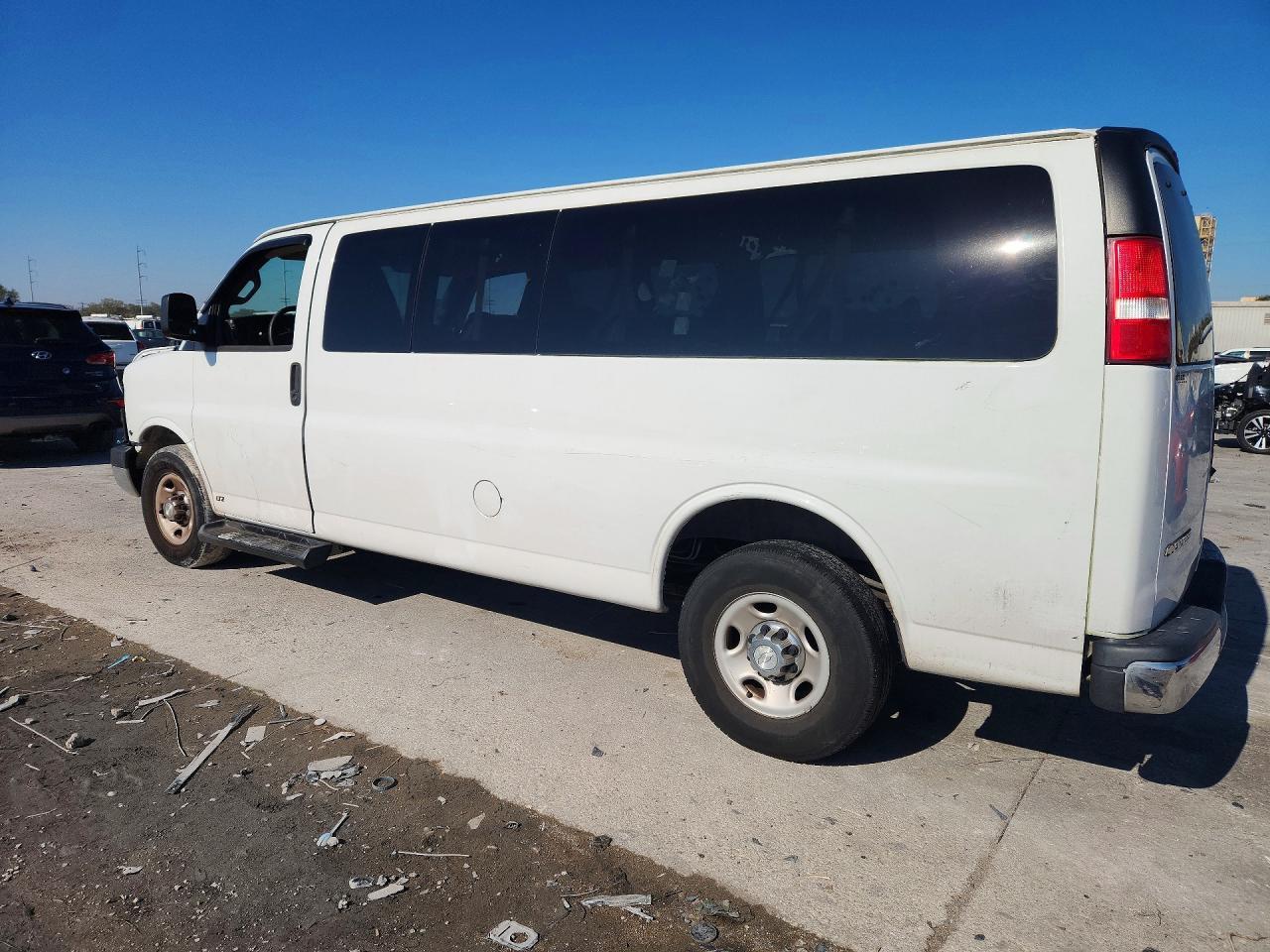 2019 Chevrolet Express G3500 LT