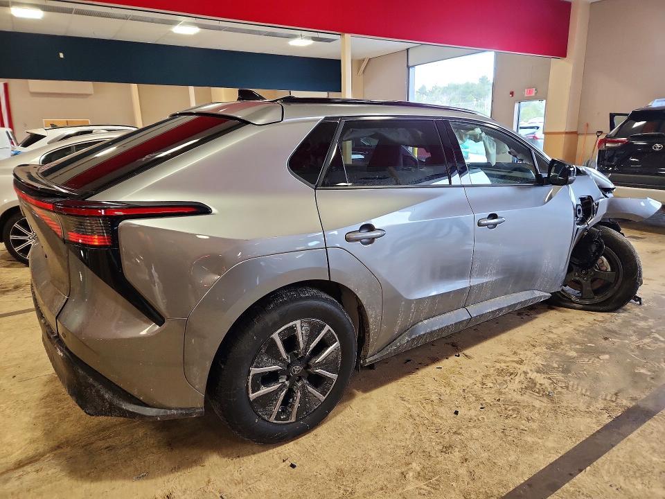 2026 Toyota Bz xle