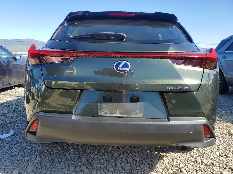 2022 Lexus Ux 250h Base