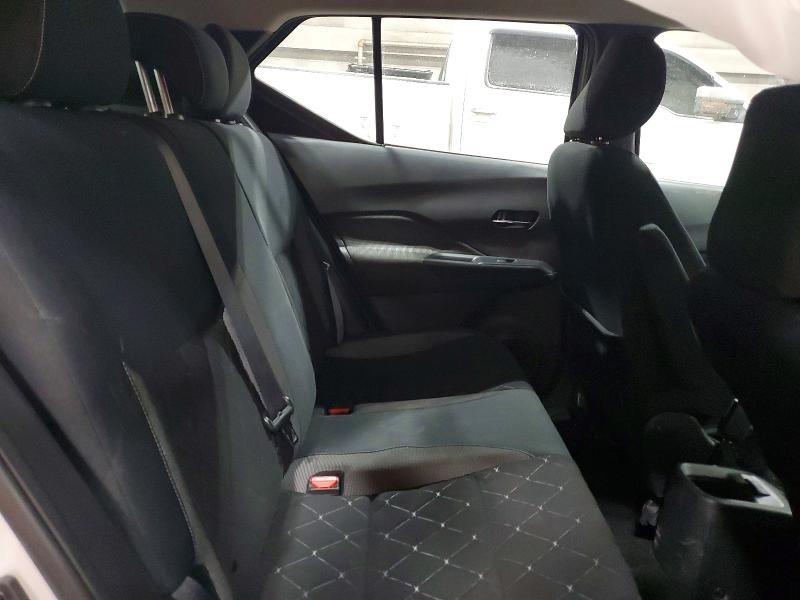 2019 Nissan Kicks sv