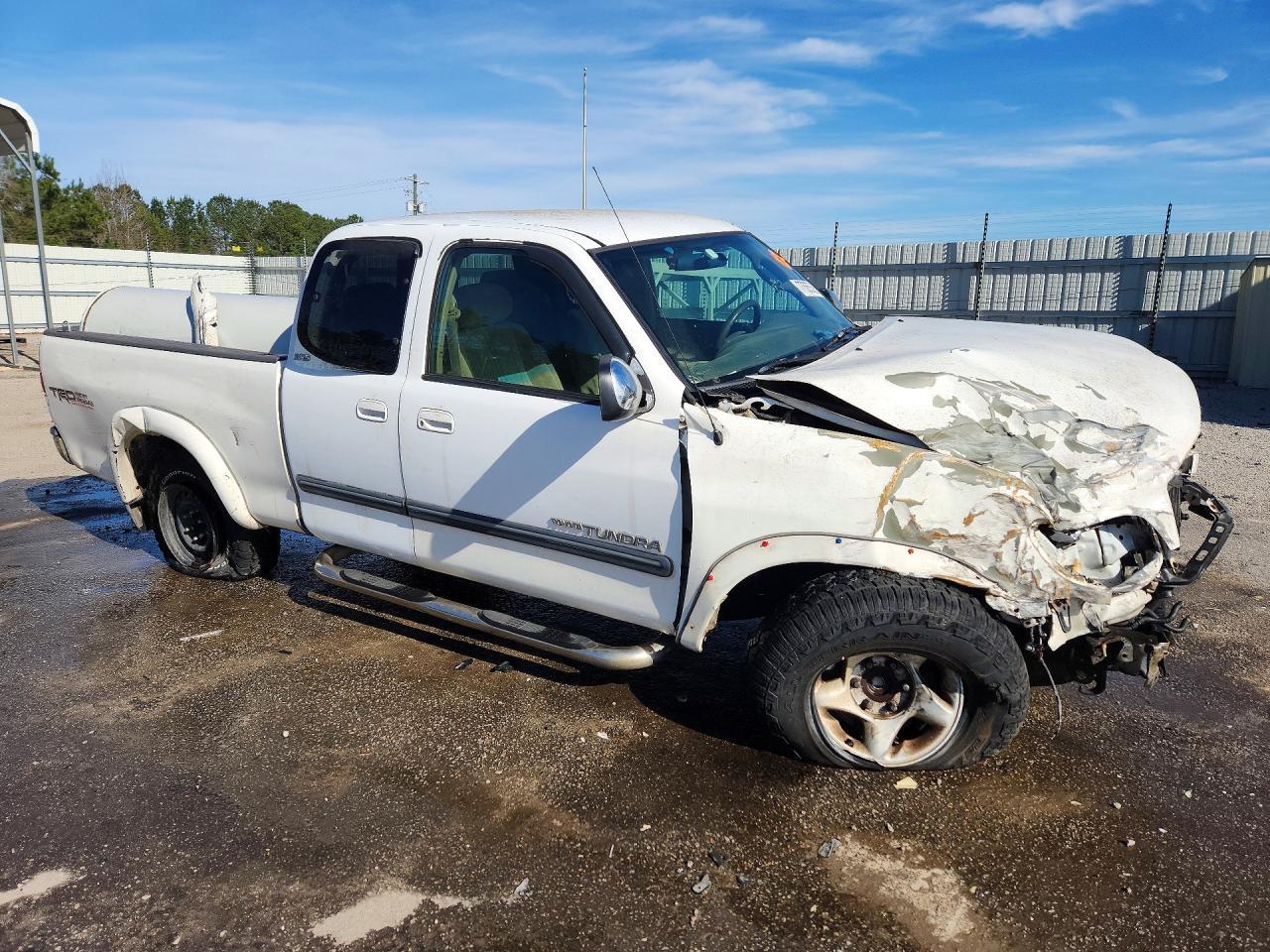 2004 Toyota Tundra SR5