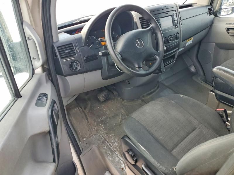 2016 Mercedes-Benz 2016 Mercedes Benz Sprinter 2500 Delivery van