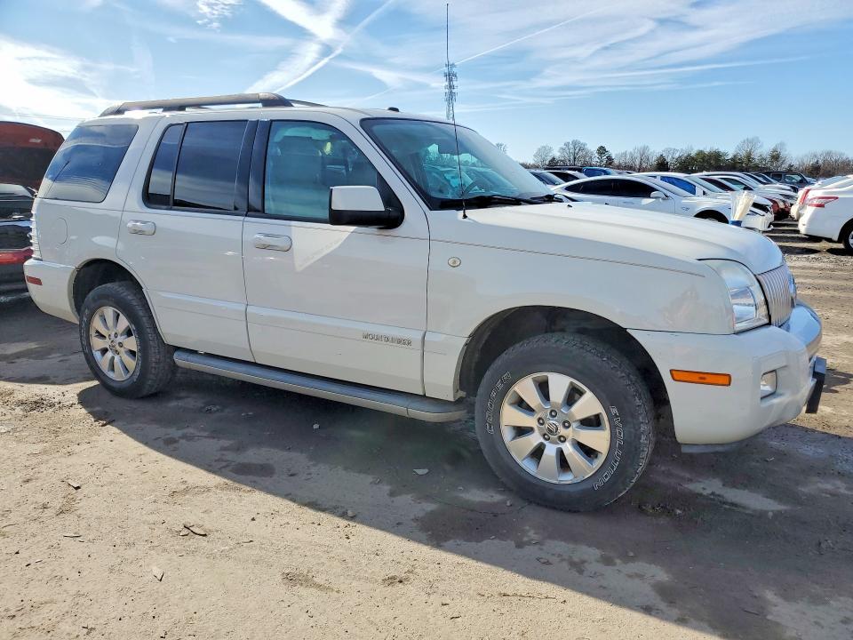 2010 Mercury Mountaineer Luxury