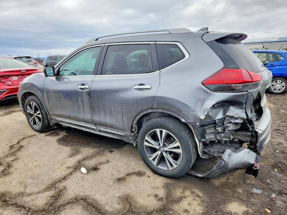 2017 Nissan Rogue sv