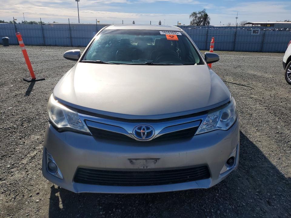 2014 Toyota Camry Hybrid
