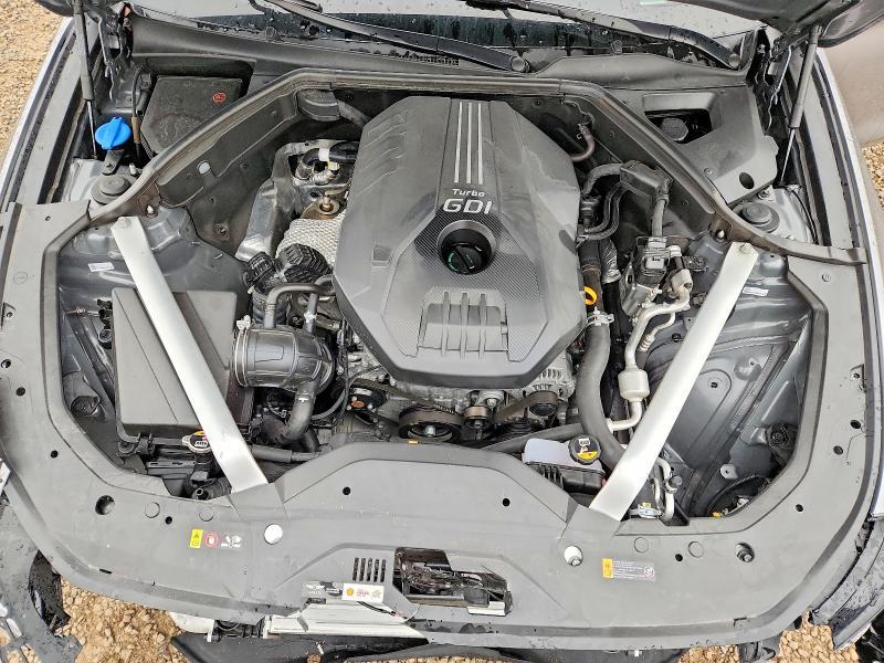 2023 Genesis G70 Base