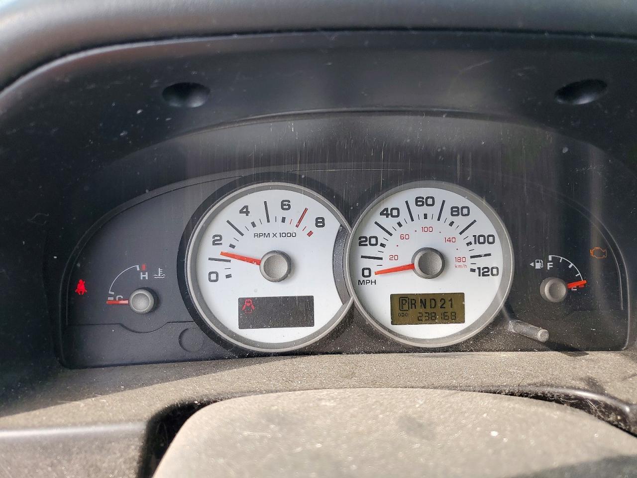 2005 Ford Escape xlt