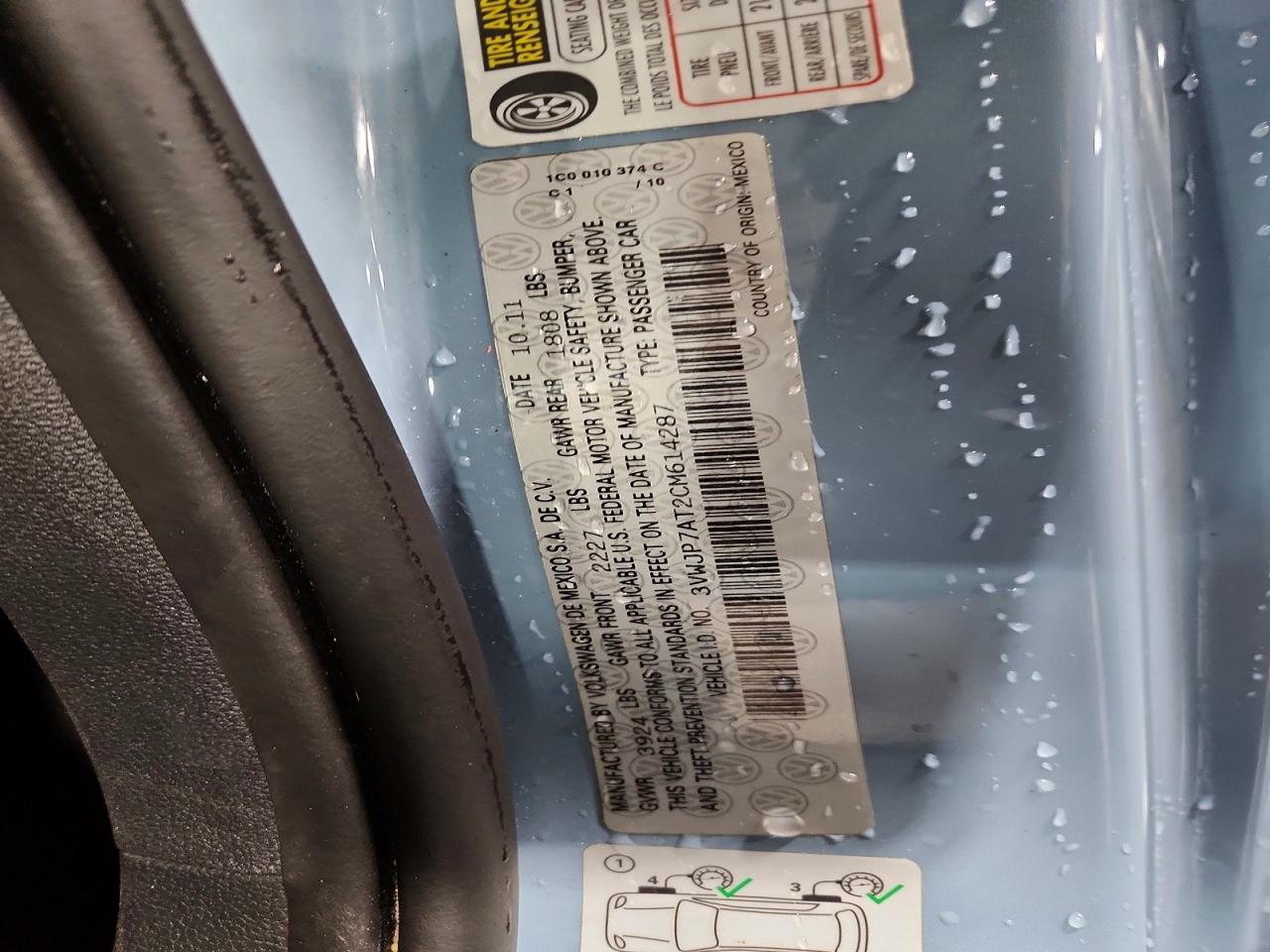 2012 Volkswagen Beetle