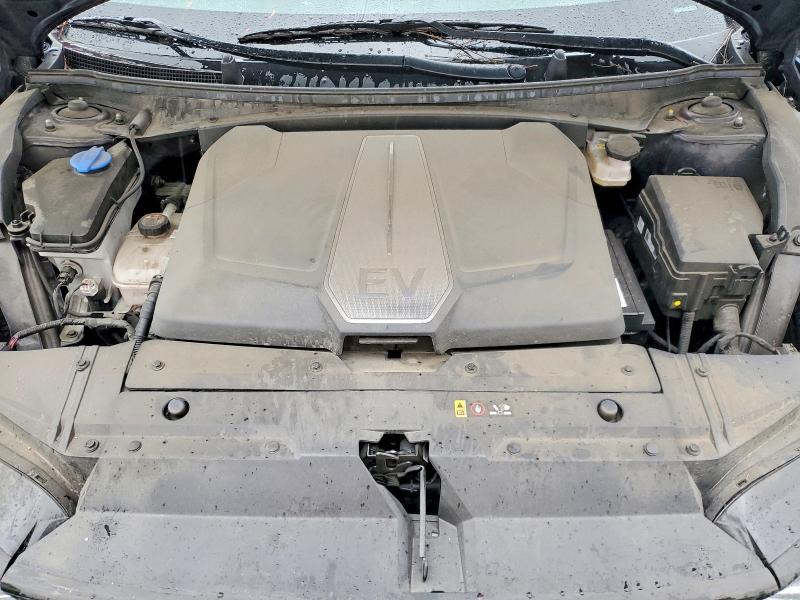 2023 KIA EV6 Light