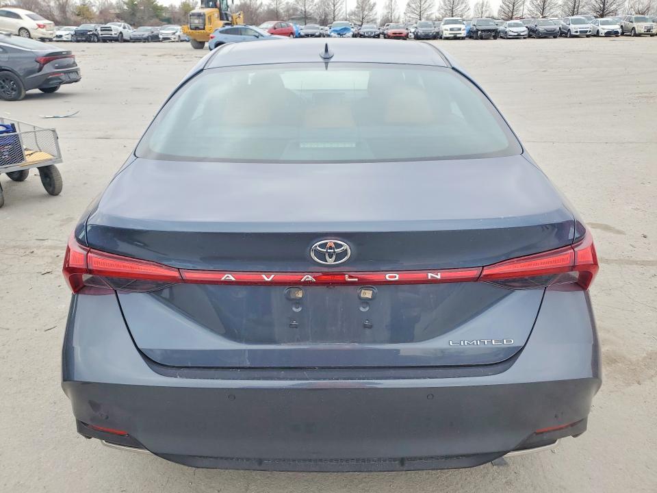 2019 Toyota Avalon xle