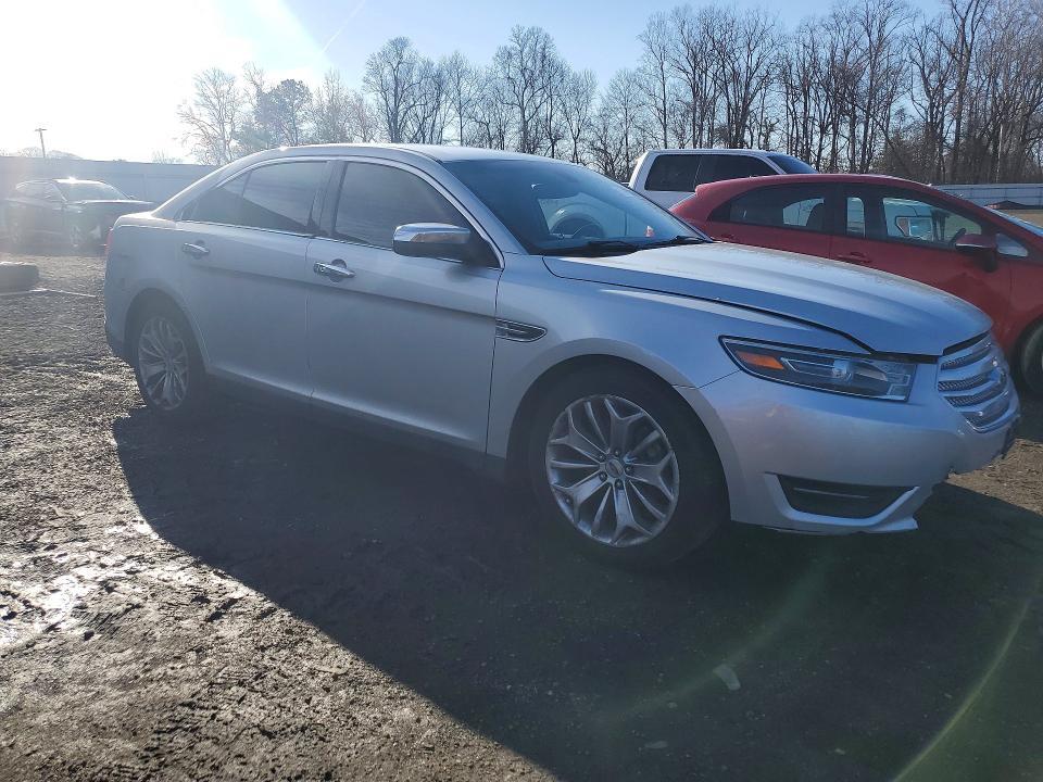 2015 Ford Taurus Limited