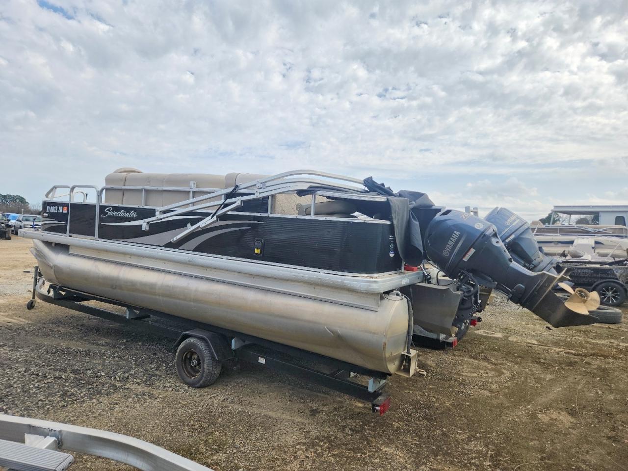 2012 Sweetwater/godfrey Marine Pontoon-Boat