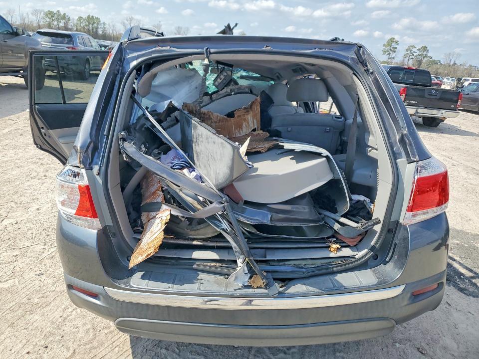 2013 Toyota Highlander Plus