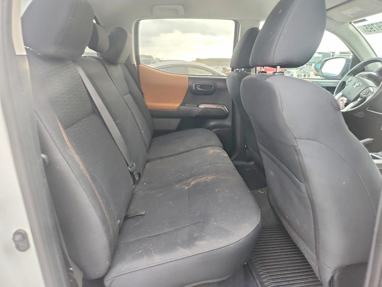 2018 Toyota Tacoma SR5 V6