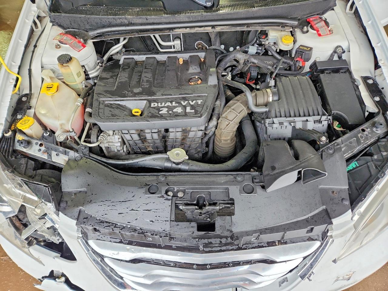 2013 Chrysler 200 Touring