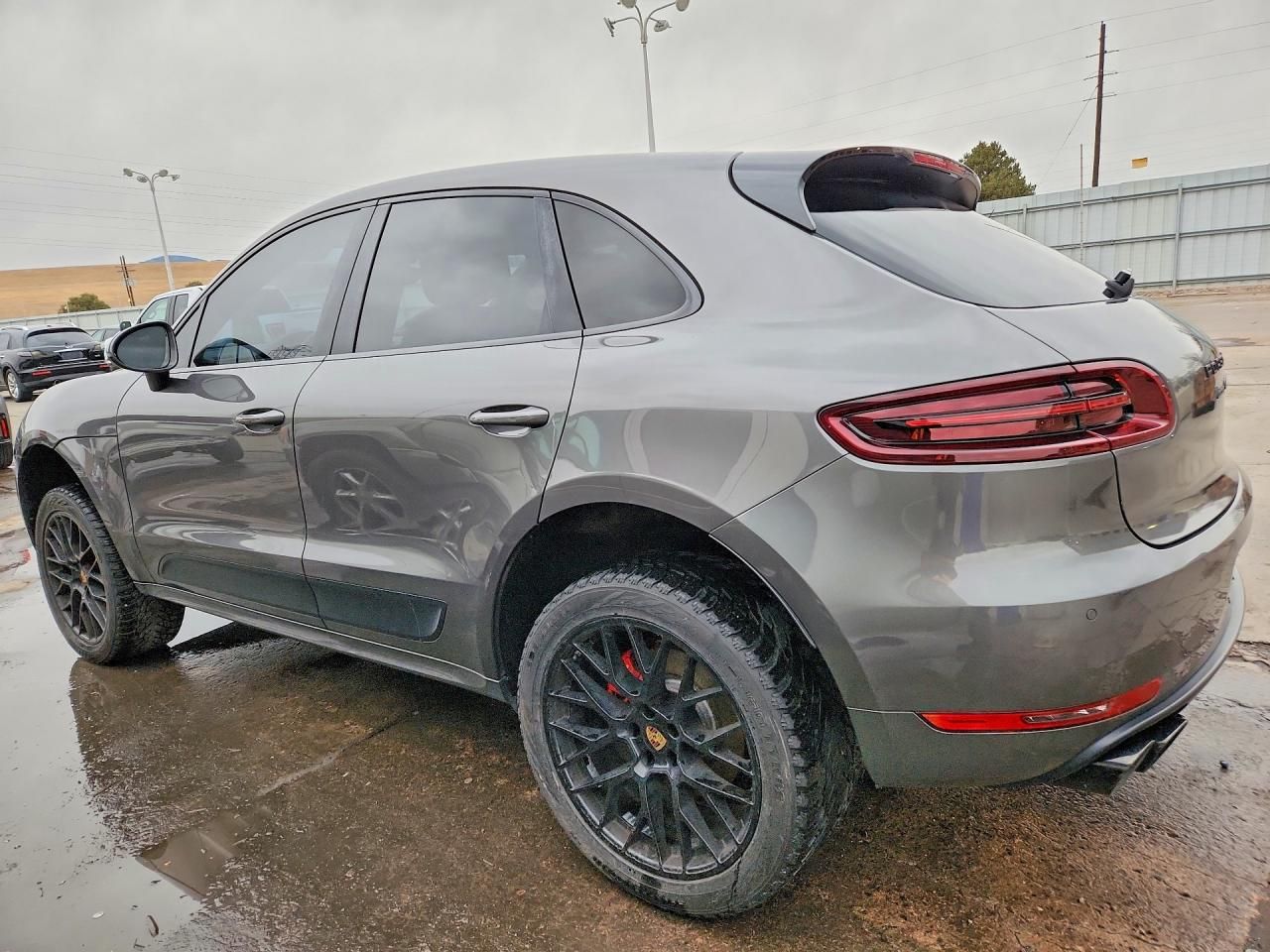 2018 Porsche Macan gts