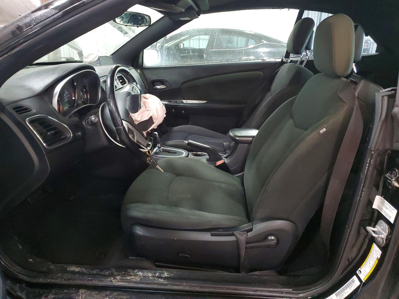 2012 Chrysler 200 Touring