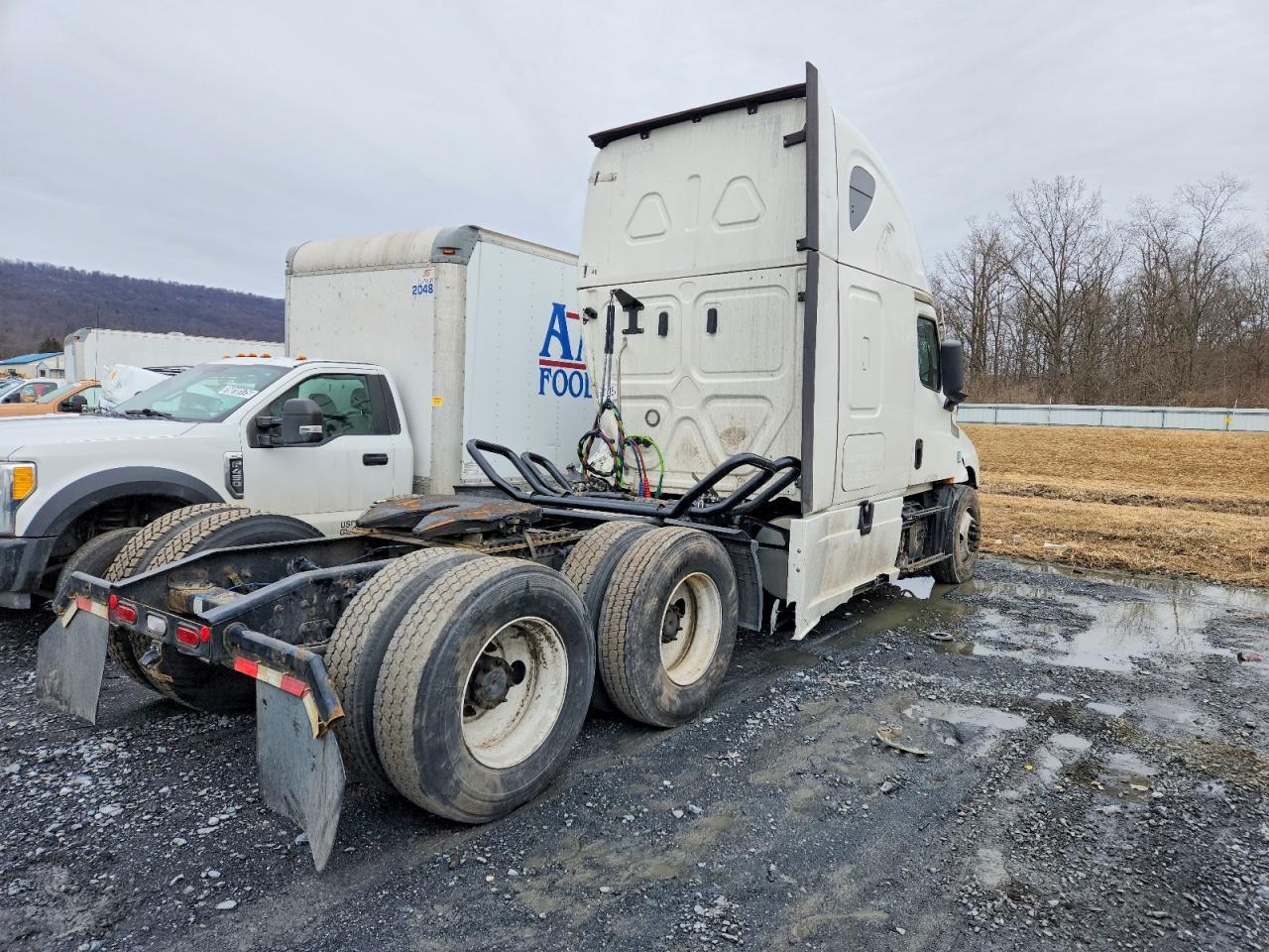 2023 Freigliner 2023 Freightliner Cascadia 126 Semi Truck