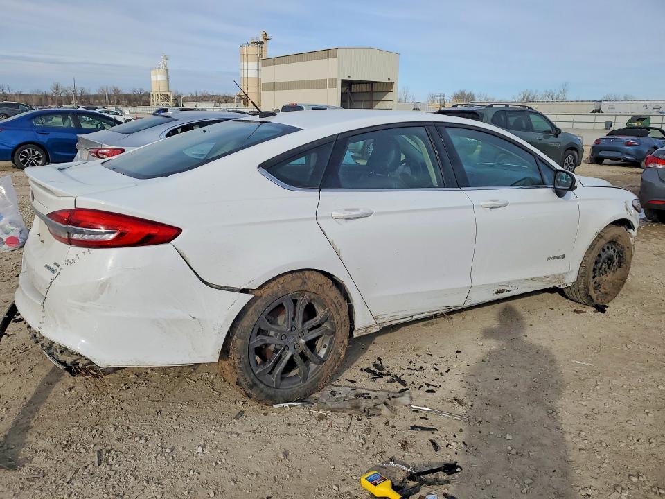 2018 Ford Fusion se Hybrid