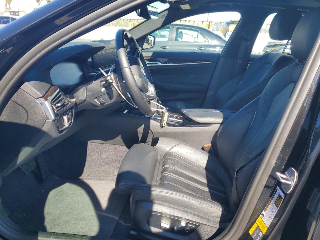 2022 BMW 530e