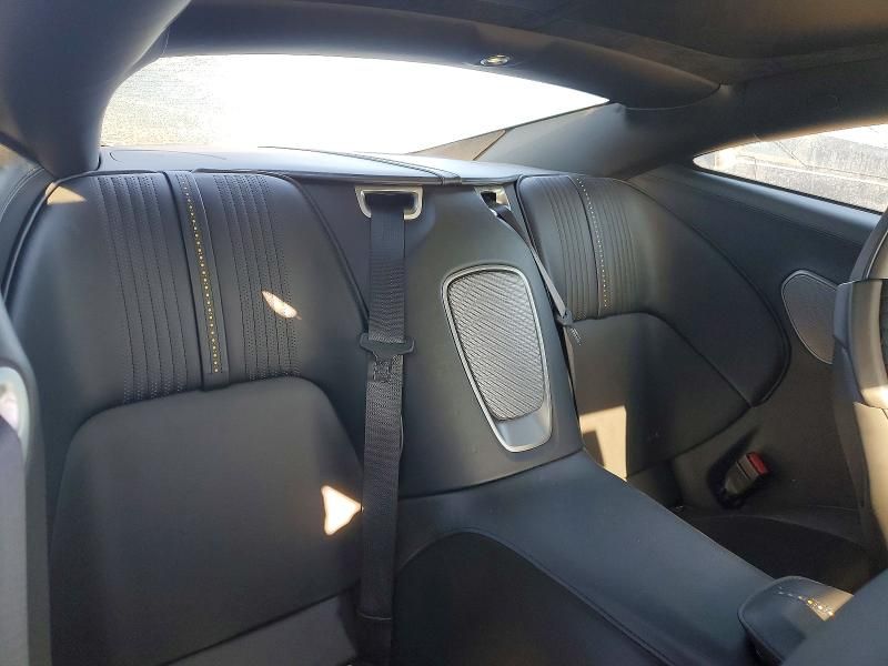 2018 Aston Martin Db11