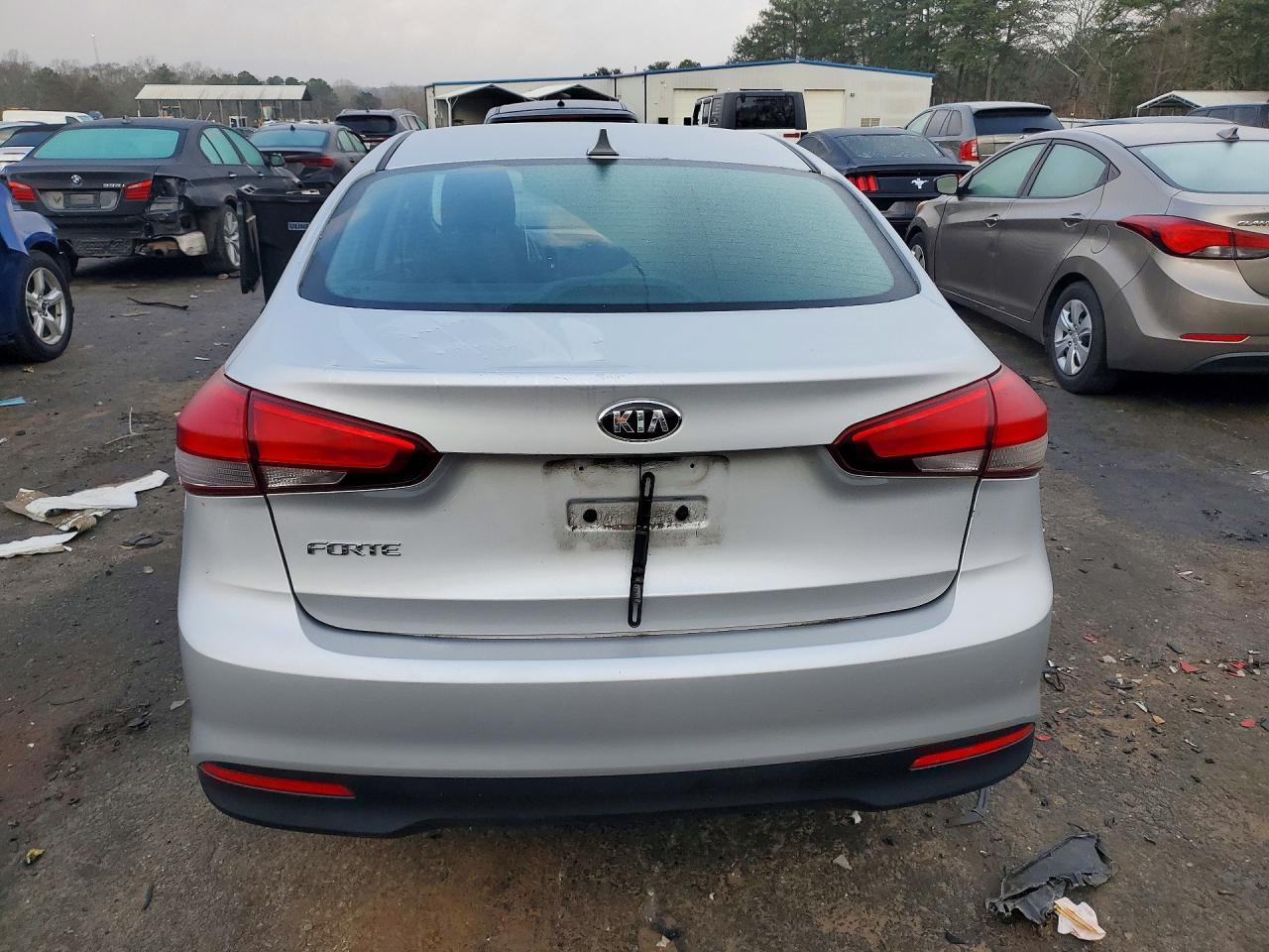 2017 KIA Forte lx