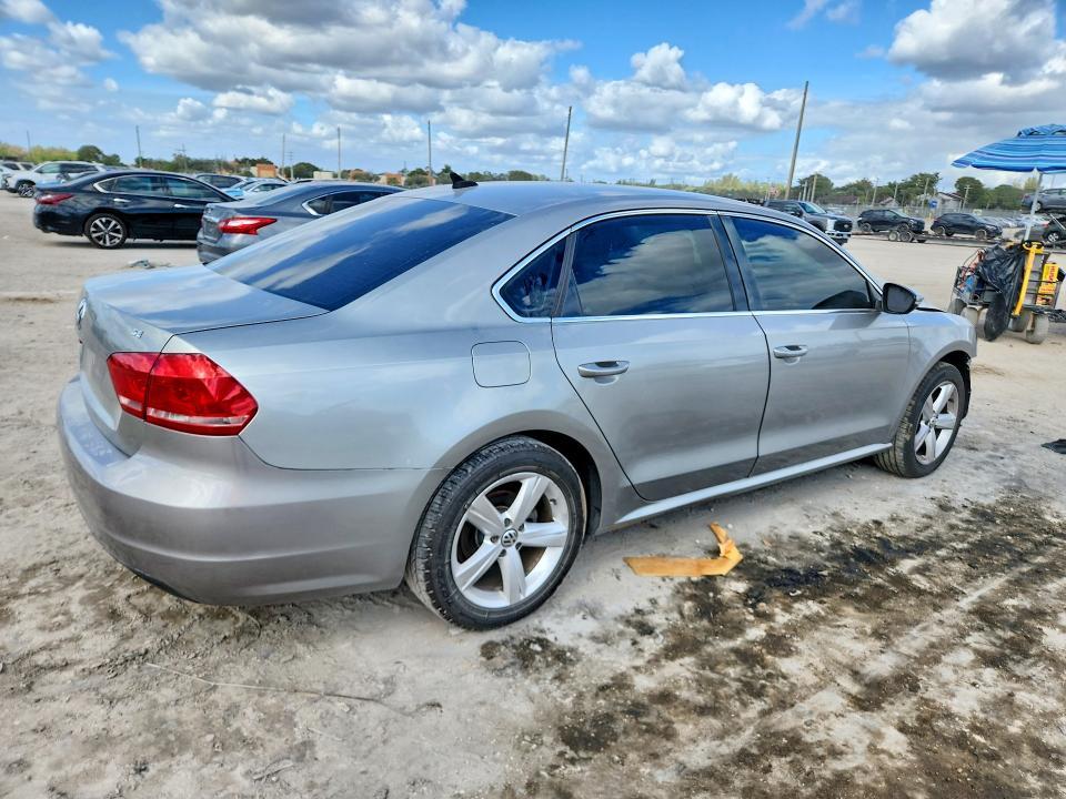 2012 Volkswagen Passat se