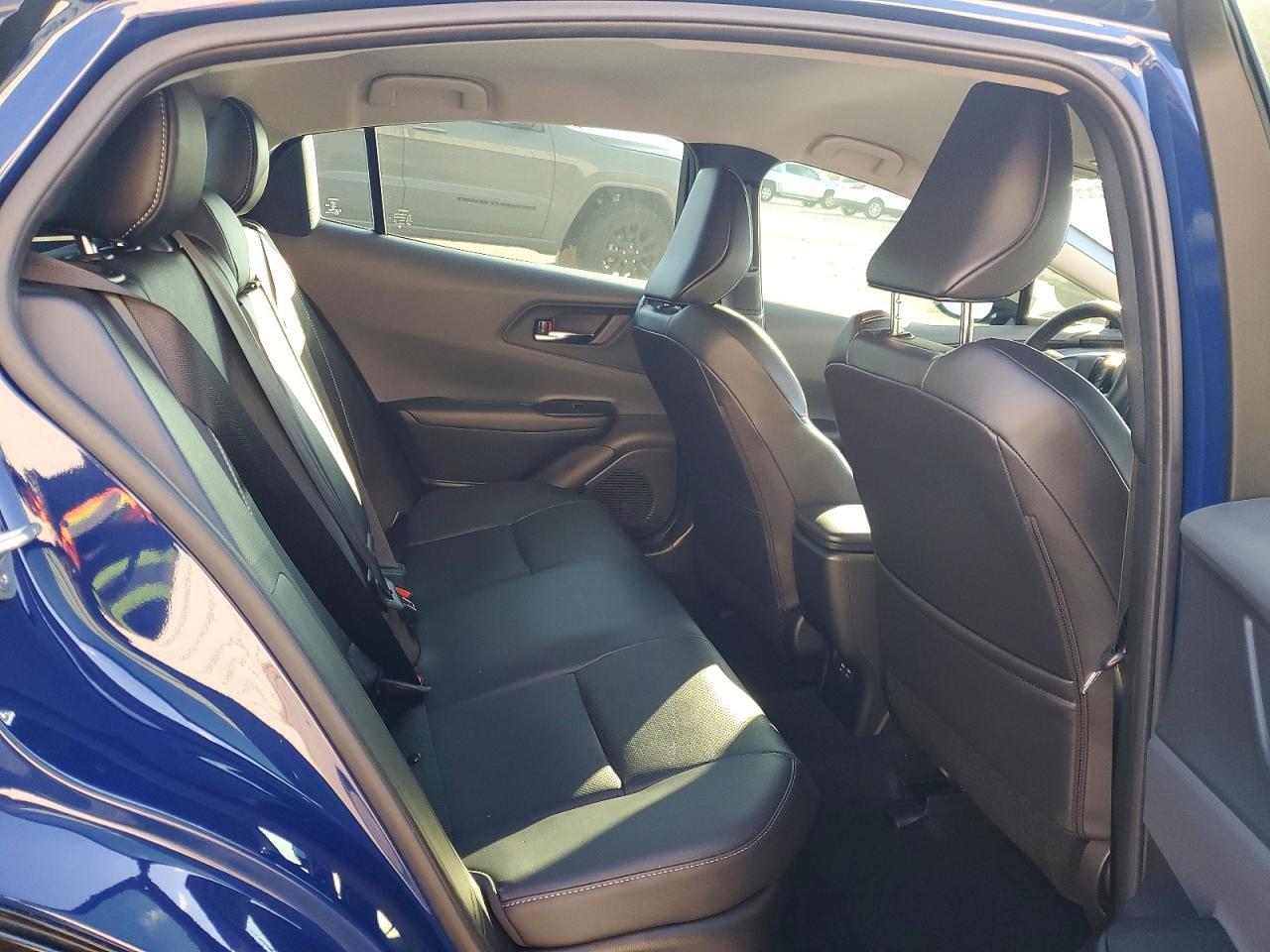 2024 Toyota Prius xle