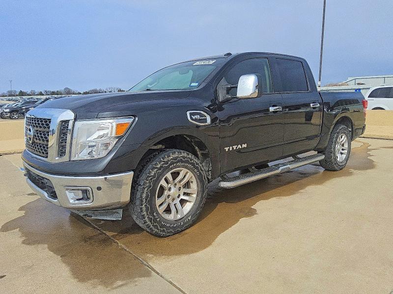 2017 Nissan Titan sv