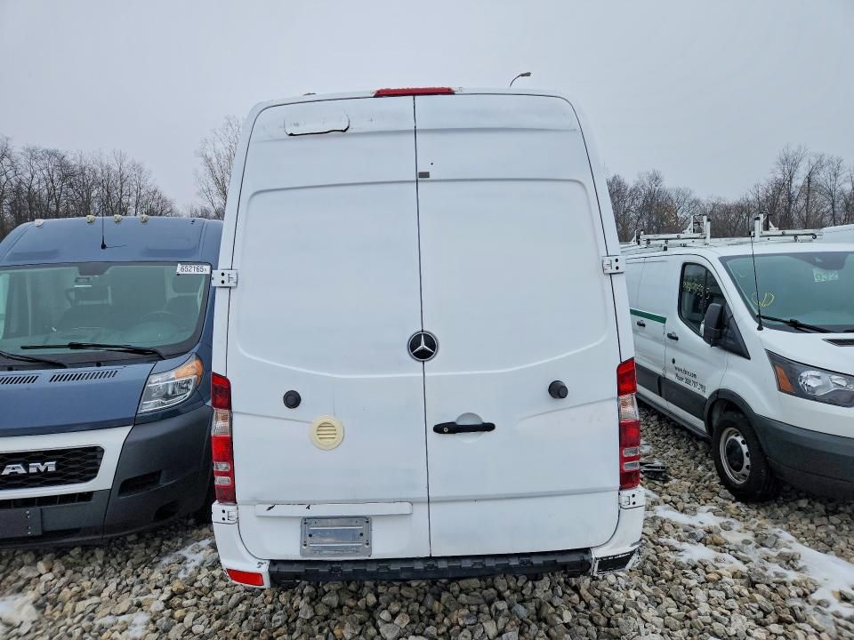 2011 Mercedes-Benz 2011 Mercedes Benz Sprinter 2500 Delivery van