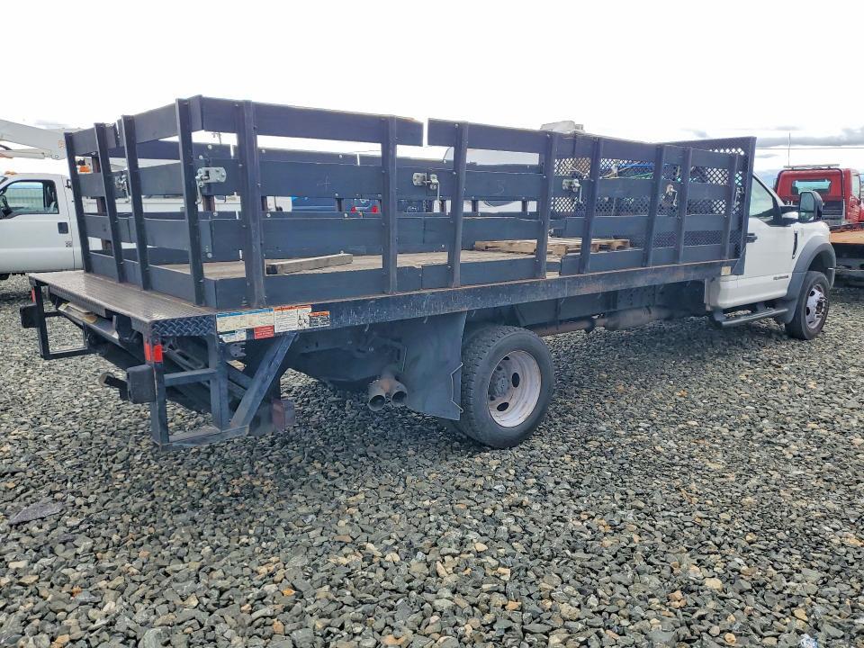 2017 Ford F450 Super Duty Flatbed Truck