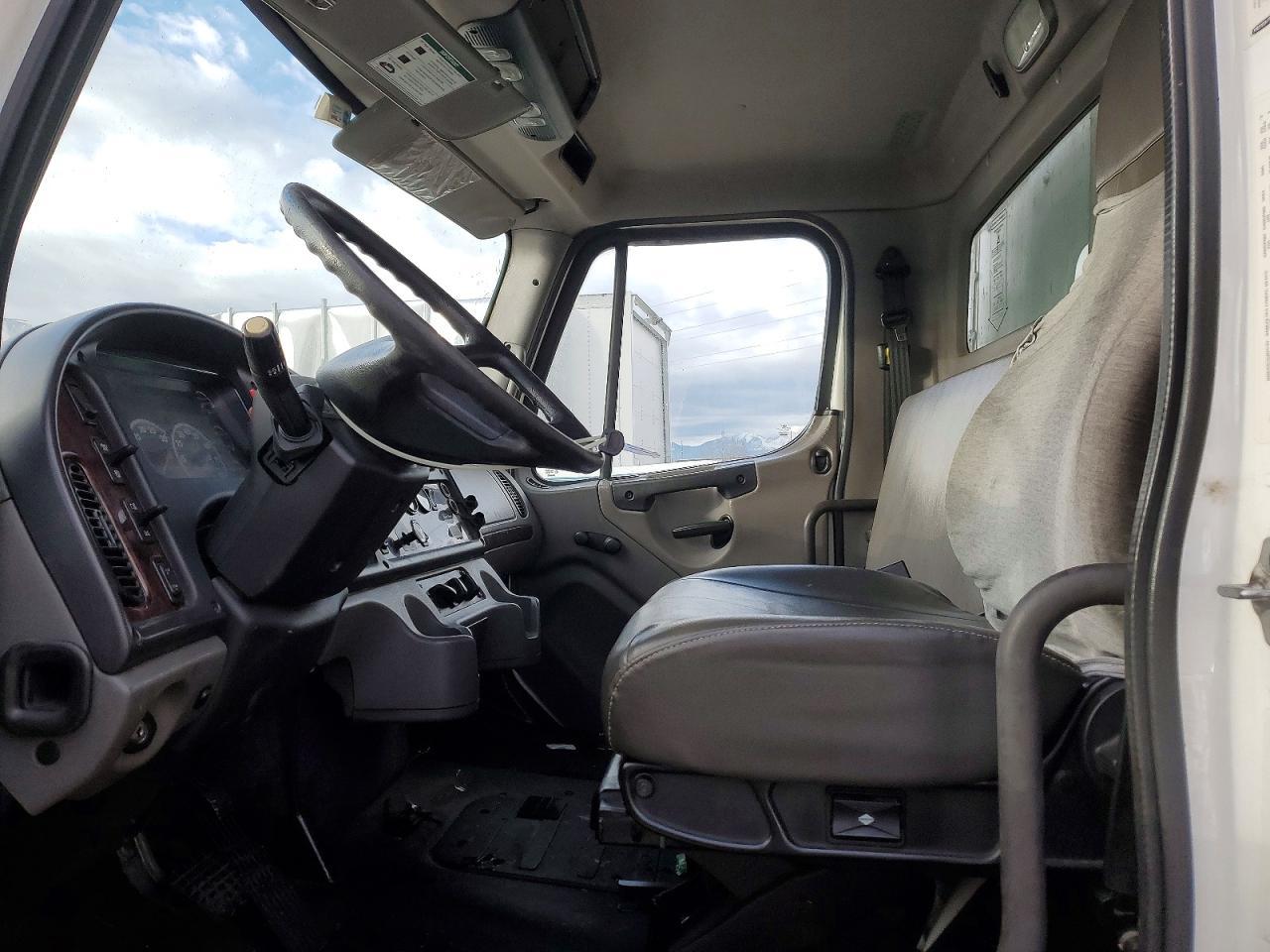 2019 Freightliner M2 106 MED-Semi Truck
