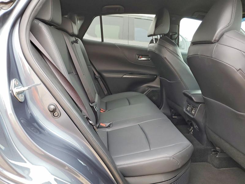 2023 Toyota Venza le