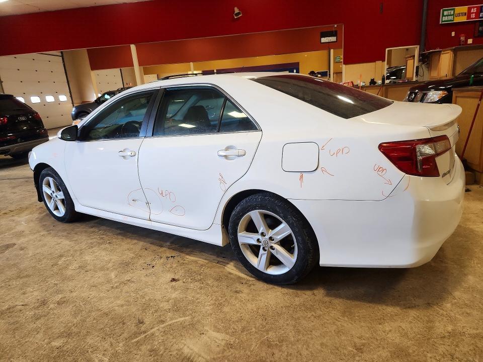 2014 Toyota Camry se