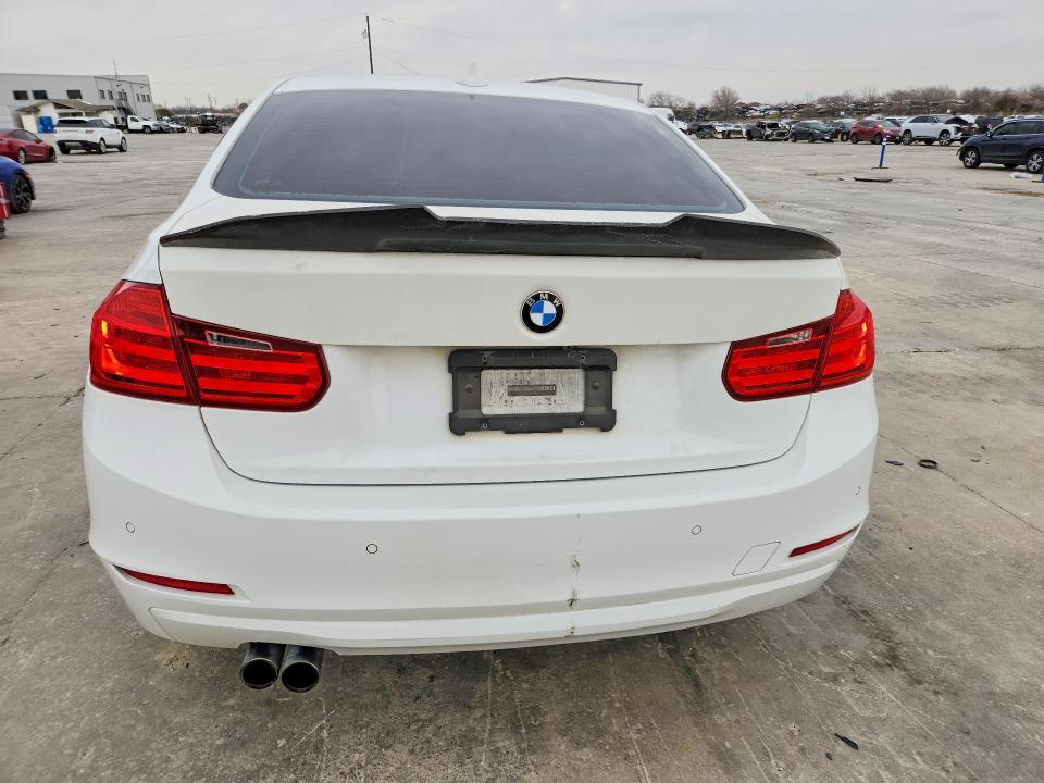 2015 BMW 328 i