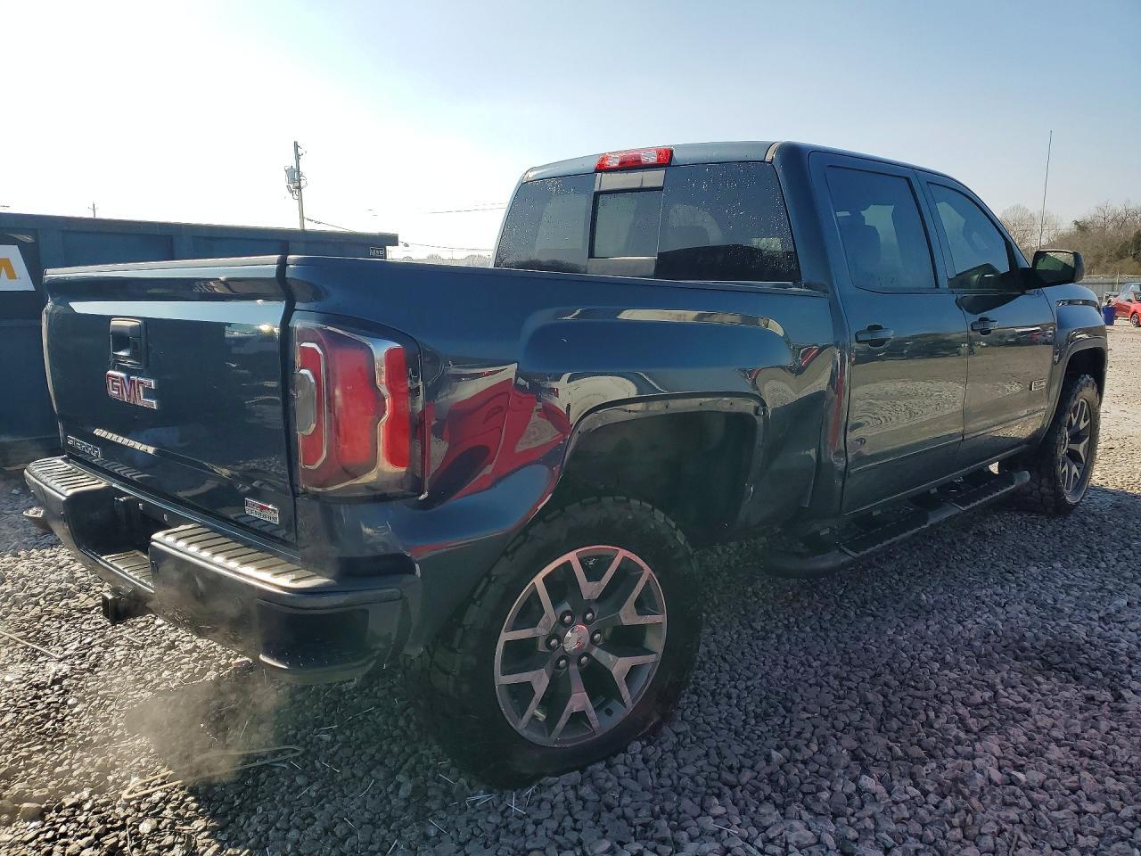 2017 GMC Sierra K1500 SLT