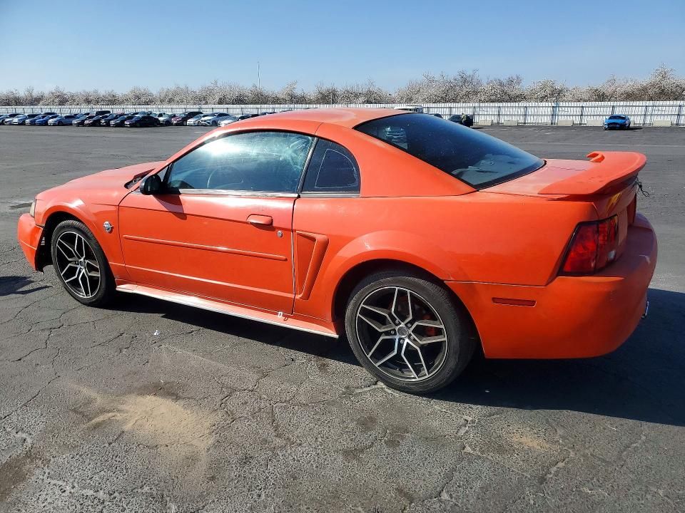 2004 Ford Mustang